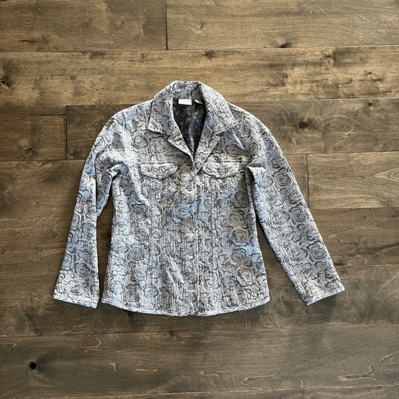 CHICOS Silver Flower Dinner Jacket SIZE 0 - Picture 1 of 3